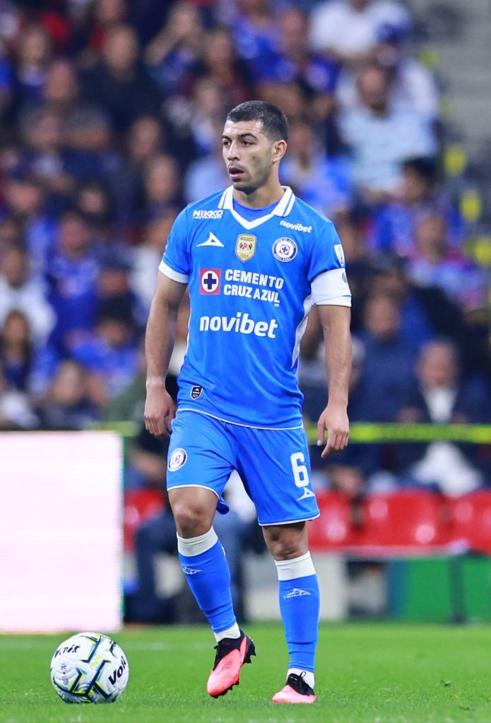 Erik Lira con Cruz Azul