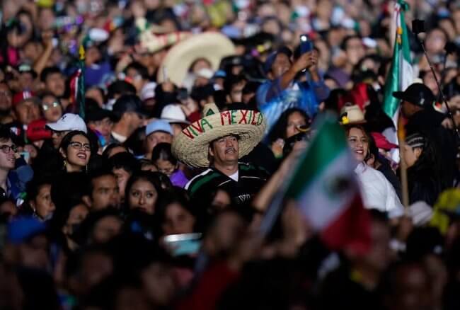 Concierto gratuito de Intocable en el Zócalo para este 15 de septiembre