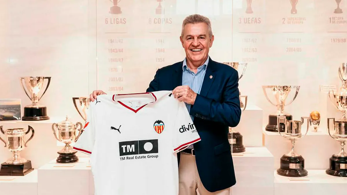 Javier Aguirre en su presentación
