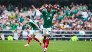 De México para el mundo: Julián Quiñones entre los nominados al Balón de Oro 2026