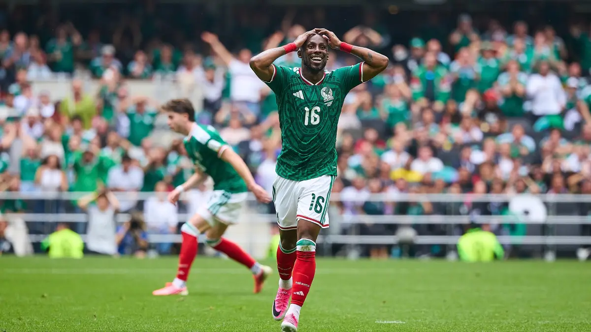 De México para el mundo: Julián Quiñones entre los nominados al Balón de Oro 2026