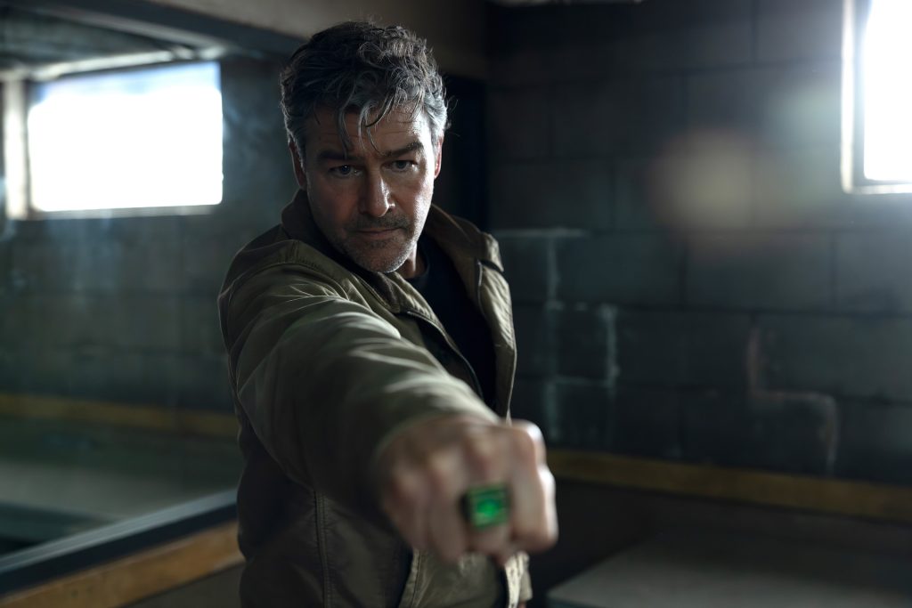 Kyle Chandler es Hal Jordan en 'Lanterns'