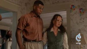 J. Alphonse Nicholson y Jasmine Cephas Jones en Lanterns