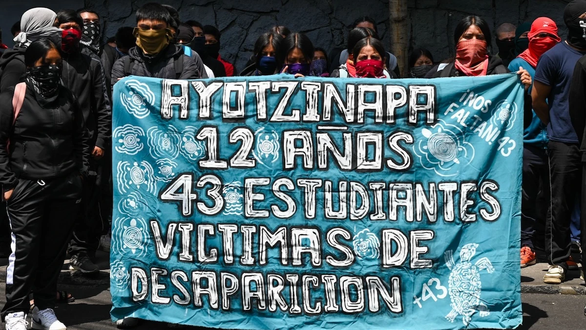 "12 años de lucha": Ruta, calles cerradas y horario de la marcha por Ayotzinapa en CDMX