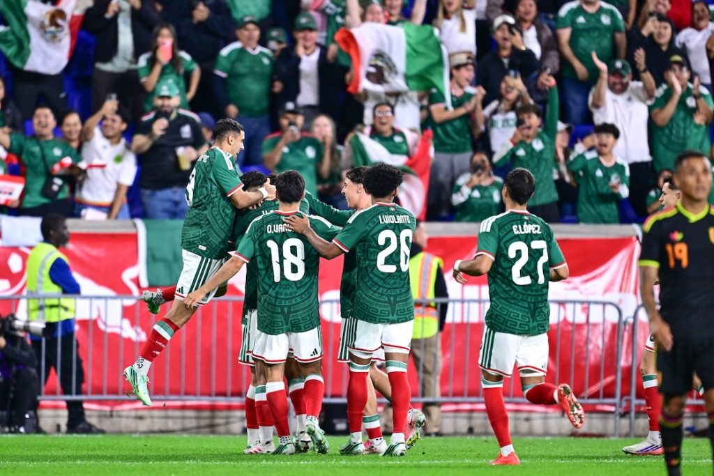 México empató con Perú