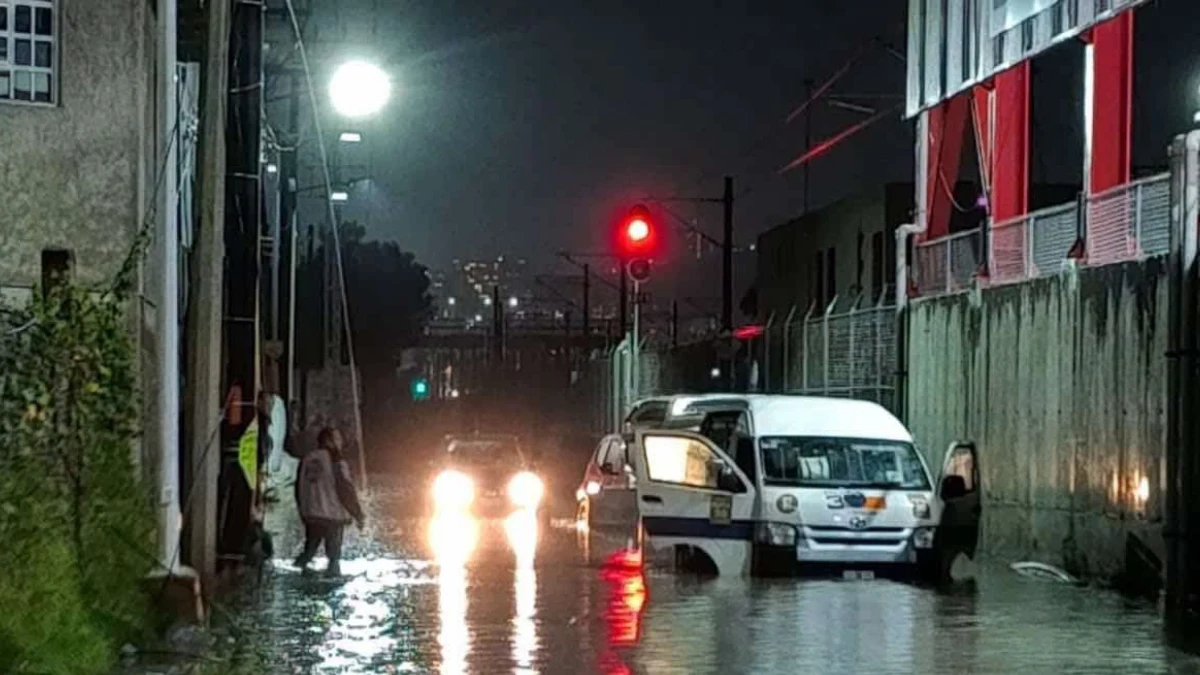 mueren-personas-fuga-gas-transporte-publico-edomex-inundaciones-destacada