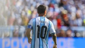 ¿Por qué Argentina no podría retirar el número 10 de Messi?