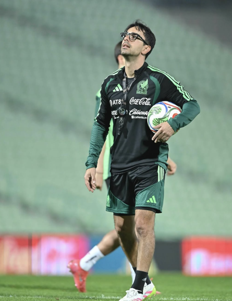 Pol Lorente, preparador físico de Javier Aguirre