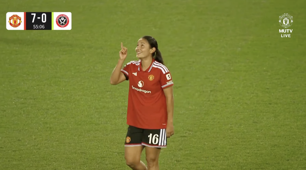 Rebeca Bernal anota sus primeros goles con Manchester United