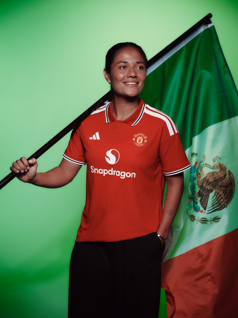 Rebeca Bernal, jugadora del Manchester United