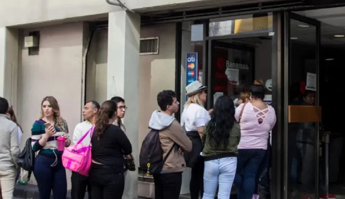 ¡Toma nota! Así funcionarán los bancos estas fiestas patrias