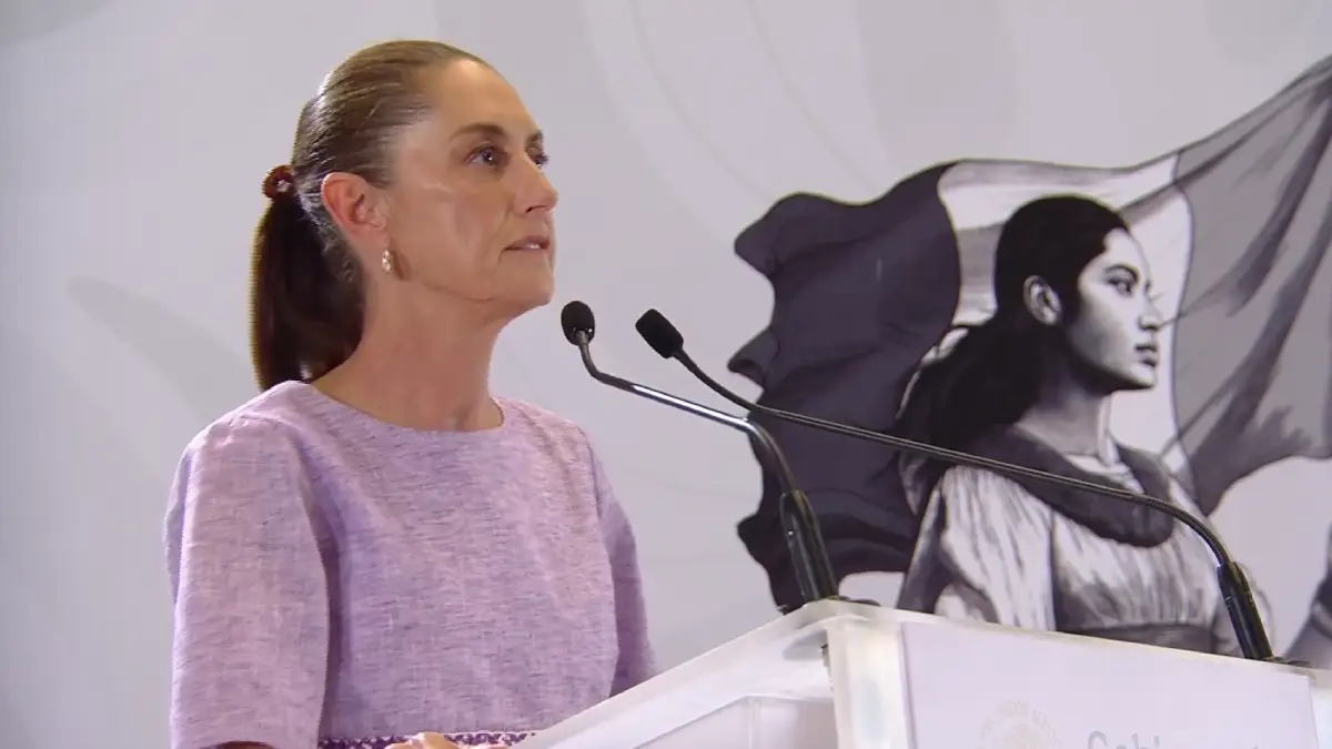 Sheinbaum da su informe de gobierno en Colima y recibe abucheos