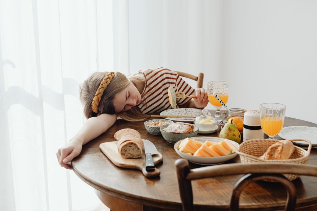¿Siesta por la tarde? La ciencia la aprueba para desestresar al cerebro