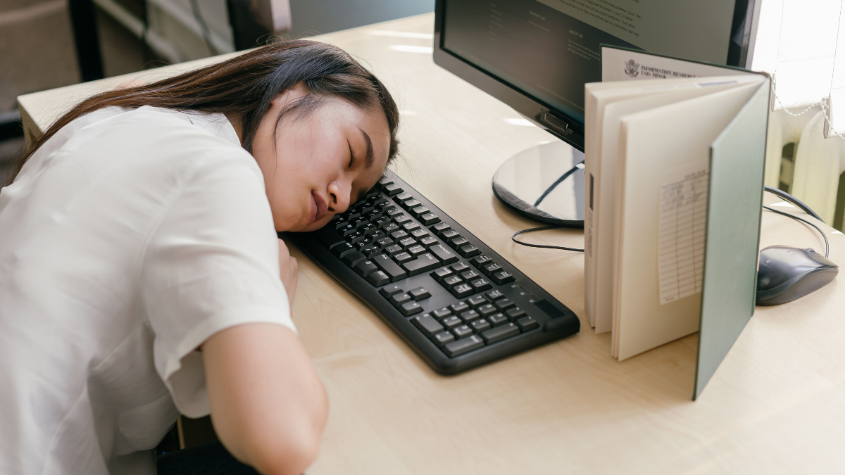 ¿Siesta por la tarde? La ciencia la aprueba para desestresar al cerebro