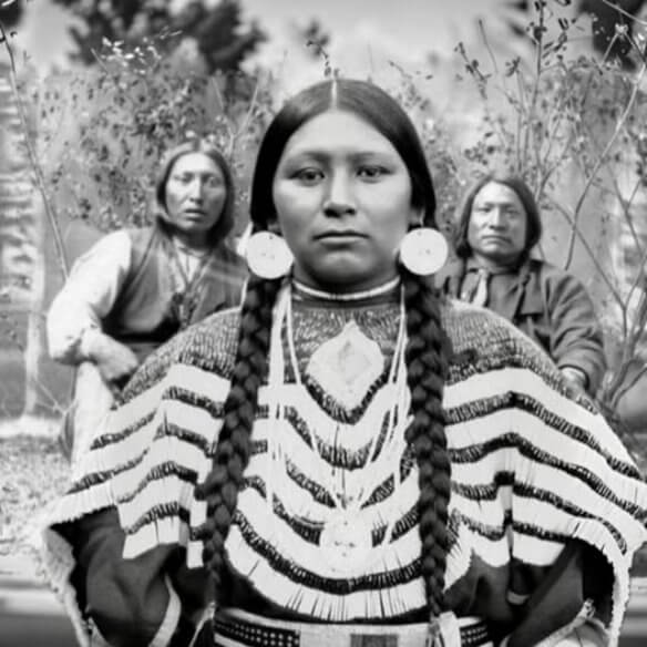 Larga vida a las trenzas: El arte de tejer el pelo mientras vemos el tiempo pasar