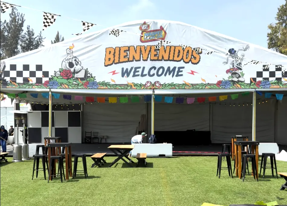 Zona de comida del Vans Warped Tour