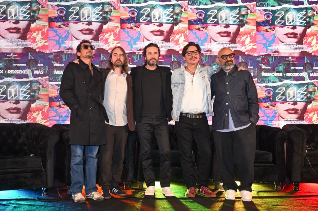 Zoé en la premier de la película Memorex rexsexex