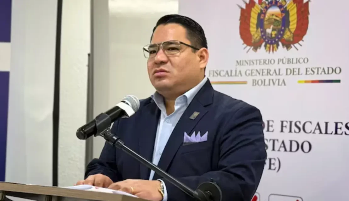 Arrestan al fiscal general de Bolivia tras acusaciones de proteger a narcos y días después de que EU quitara la visa