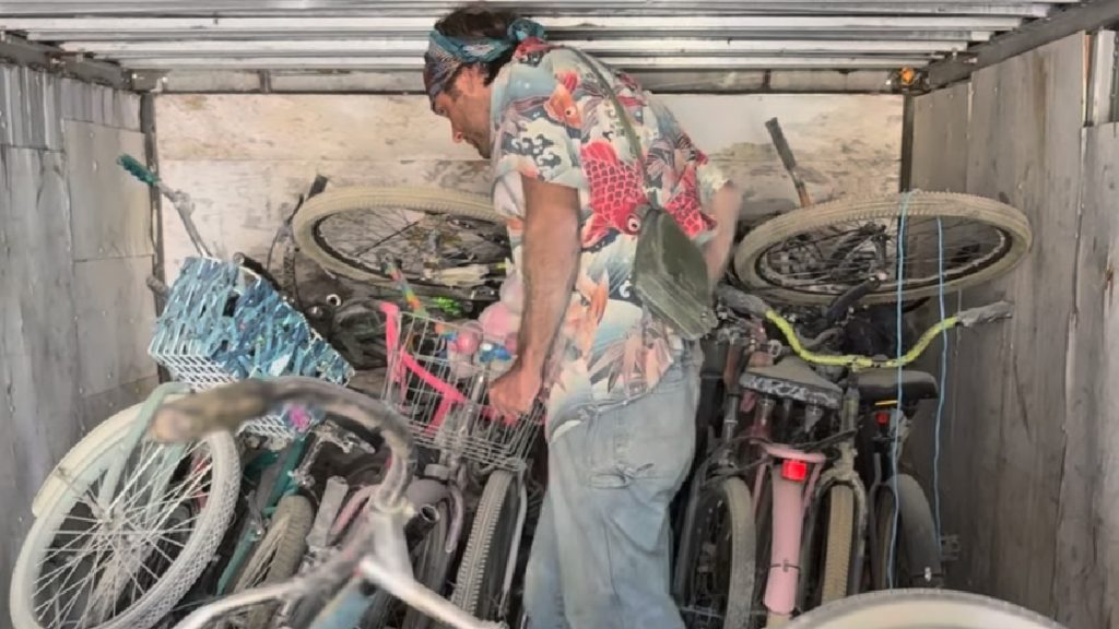 asociacion-civil-fmb12-rescata-bicis-abandonadas-festival-estados-unidos-donarlas-comunidades-vulnerables-mexico-2