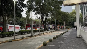 bloque-metrobus-servicio-caminero-indios-verdes