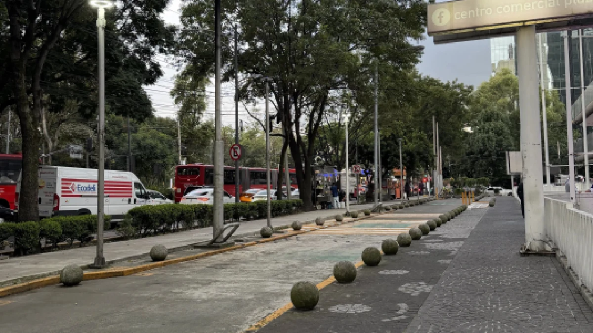 bloque-metrobus-servicio-caminero-indios-verdes