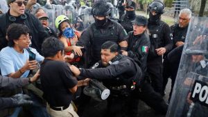 CNDH investiga tortura y abuso policial contra manifestantes en Jalisco