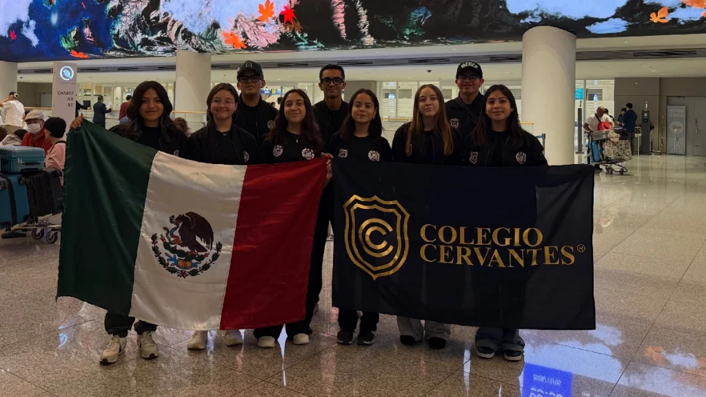 estudiantes-colegio-cervantes-ganan-competencia-internacional-robotica-1