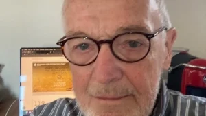 Francis Halzen es galardonado con el Premio Nobel de Física