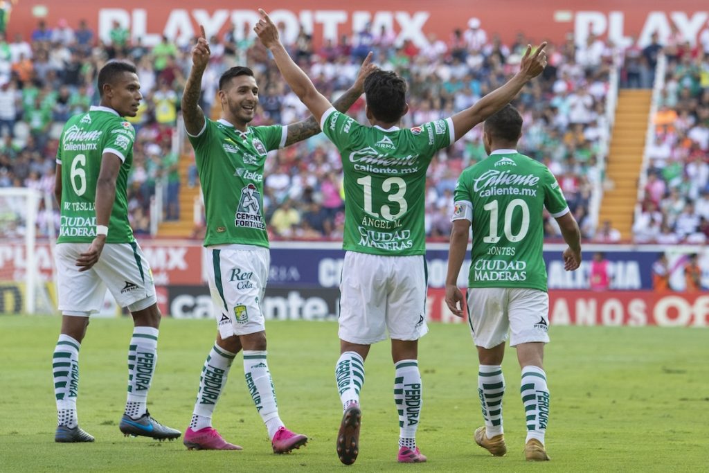 El León de Ángel Mena y Luis Montes