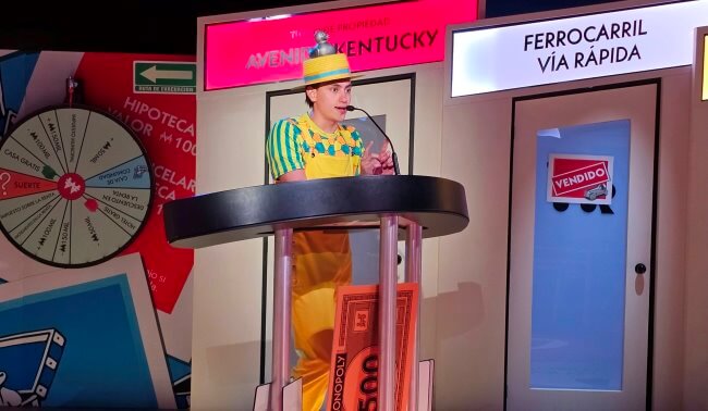 Un Monopoly gigante ha llegado a la CDMX y puedes entrar a jugarlo en un tablero de tamaño real