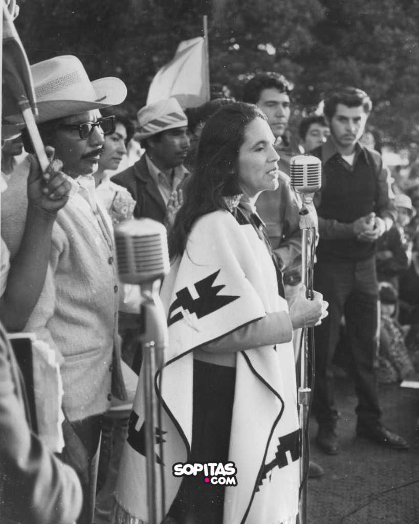 Muere Dolores Huerta, activista por los derechos civiles y creadora de la frase "¡Sí, se puede!"