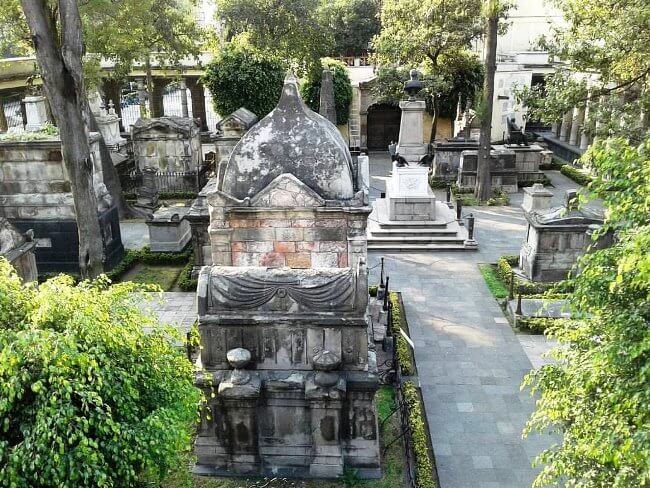 Actividades macabras y geniales: Así celebrará el Día de Muertos el Museo Panteón de San Fernando
