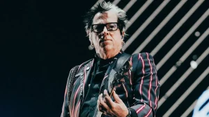 foto de Noodles, guitarrista de The Offspring
