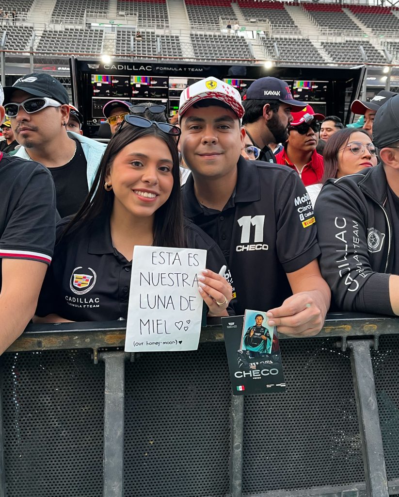Keyla y Pablo en el pit lane walk