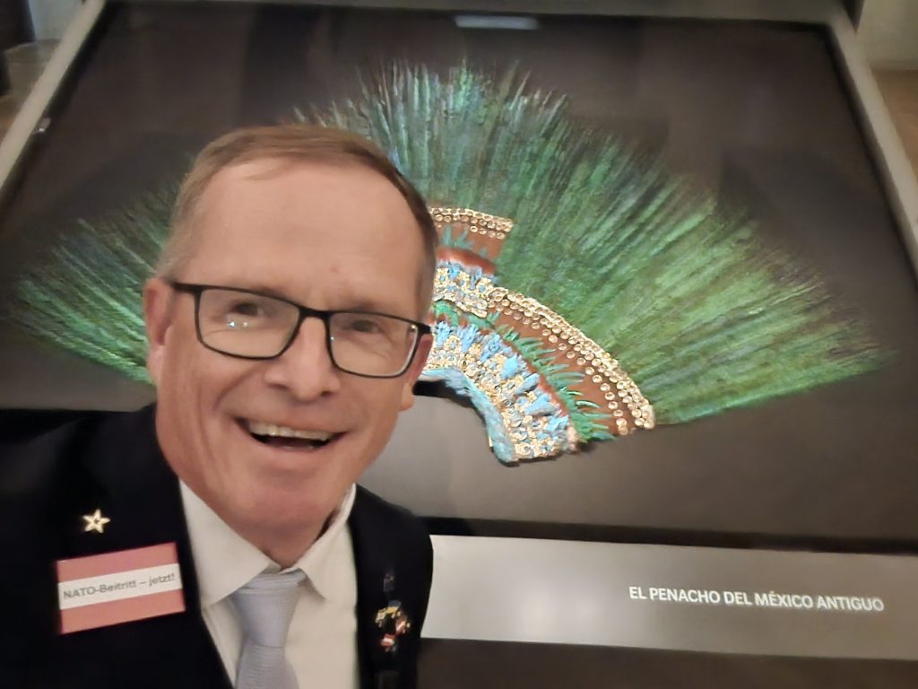 ¿El Penacho de Moctezuma volverá a México? Un candidato austriaco promete regresarlo si gana en 2028