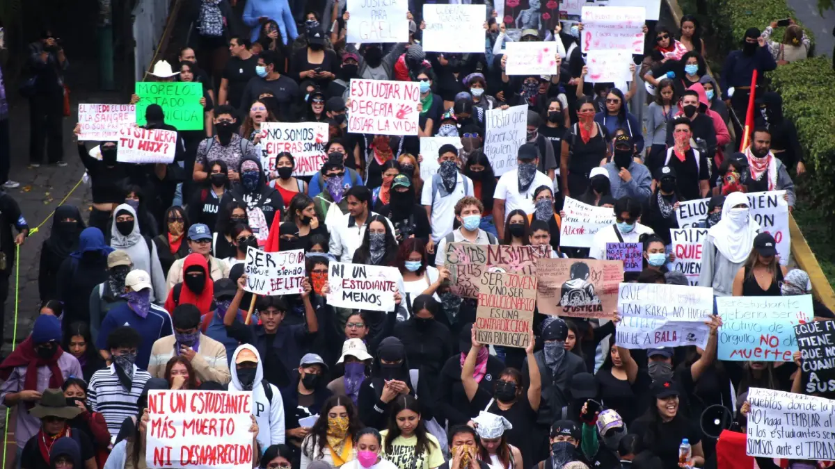 Periodistas denuncian agresiones durante la marcha del 2 de octubre en Tlatelolco