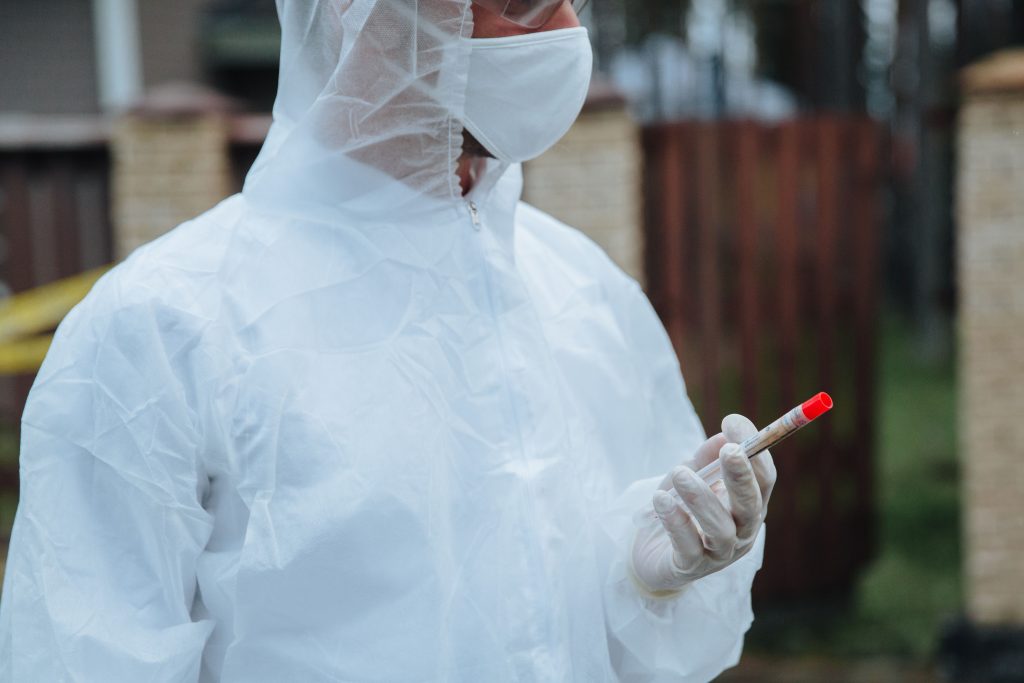 "El riesgo sanitario de peste neumónica es muy bajo": OMS