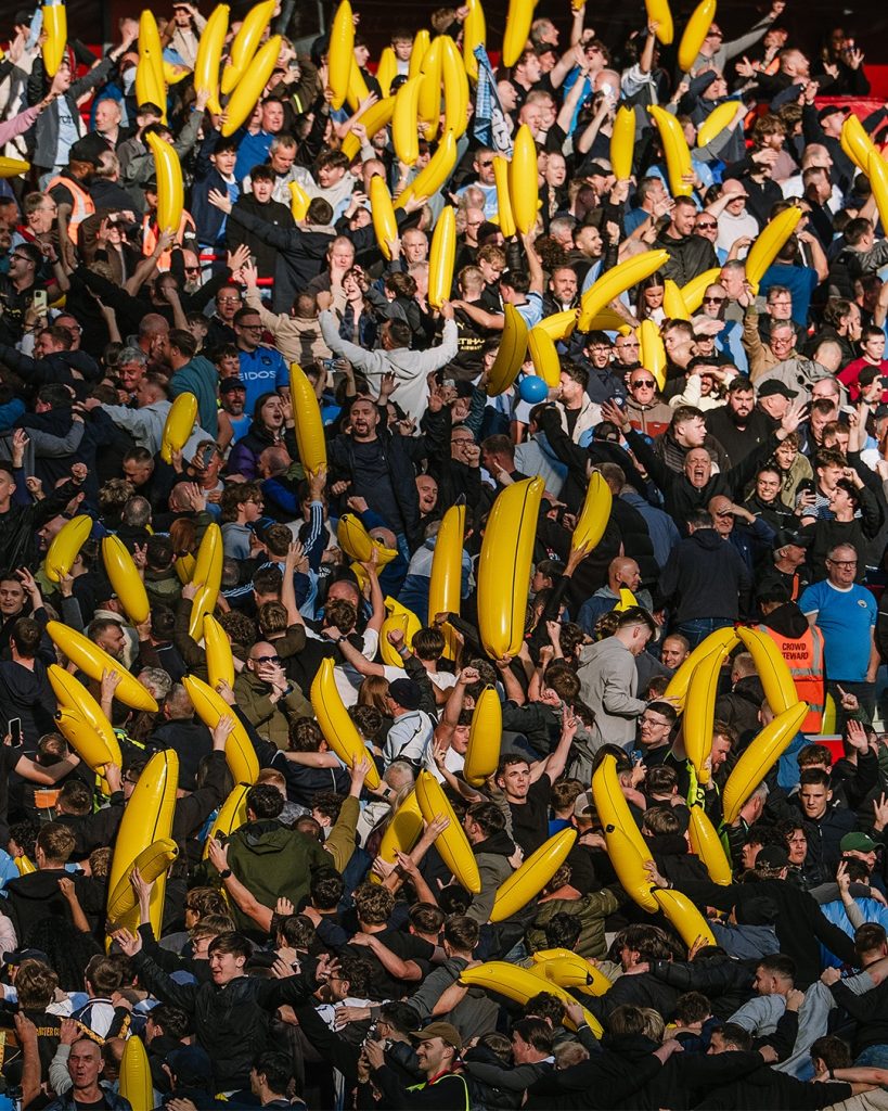 Manchester City y plátanos inflables