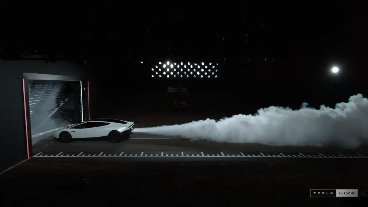 ¡Después de casi nueve años! Tesla presenta el nuevo Roadster y promete una aceleración brutal