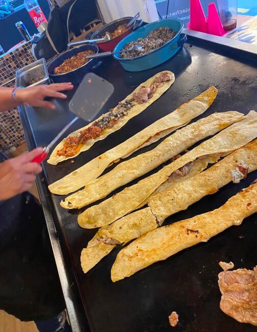 ¿Dónde comer quesadillas gigantes en la CDMX?
