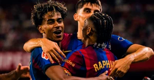 Raphinha empata el clásico