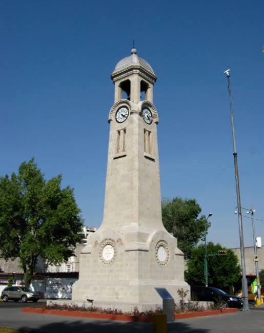 De por qué el Reloj Chino de Bucareli explotó