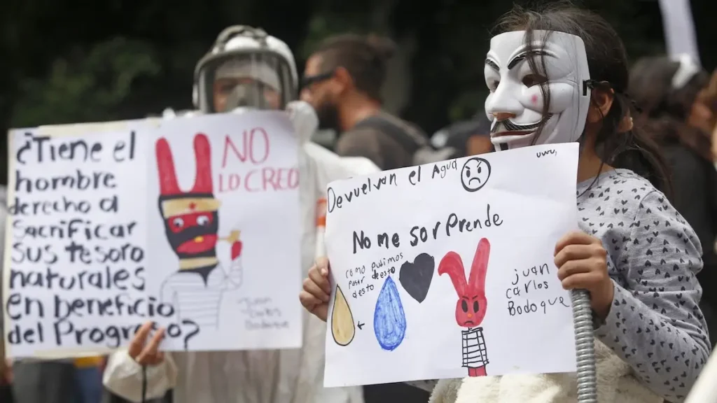 Revocación de mandato y grupos de choque en la segunda marcha por el agua en Guadalajara