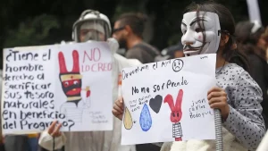Revocación de mandato y grupos de choque en la segunda marcha por el agua en Guadalajara