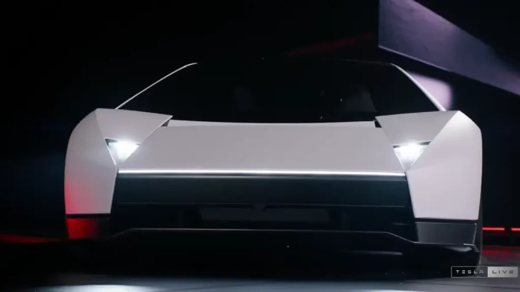 ¡Después de casi nueve años! Tesla presenta el nuevo Roadster y promete una aceleración brutal