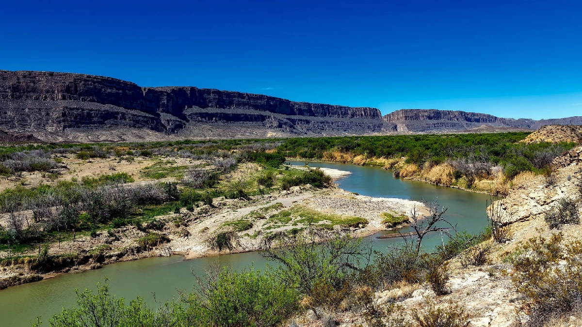texas-declara-suyas-islas-rio-bravo-mantener-seguridad-operativa-destacada-1