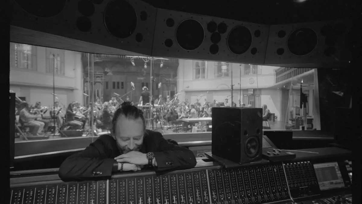 Foto de Thom Yorke incluída en How To Disappear - A Portrait of Radiohead' de Colin Greenwood