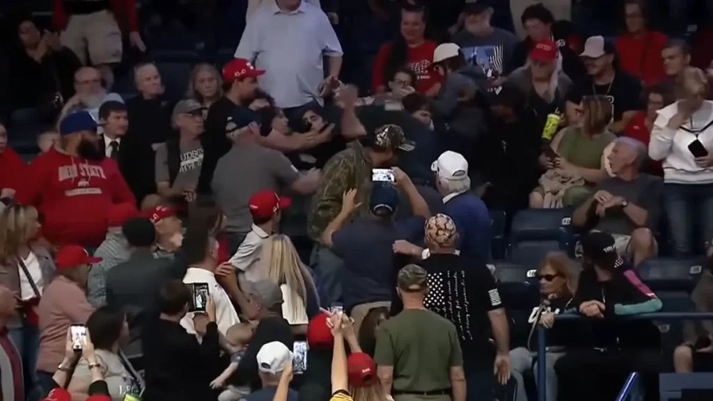 "Liberen los archivos de Epstein": El mensaje de protesta en mitin de Trump